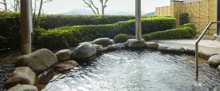 天然温泉
